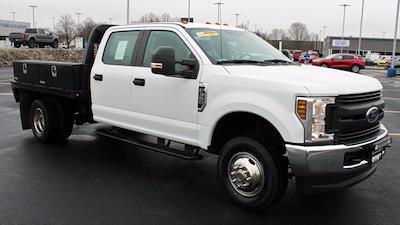 Used 2019 Ford F-350 XL Crew Cab 4x4, Flatbed Truck for sale #PRT41947 - photo 1