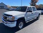 Used 2004 GMC Sierra 2500 SLE Crew Cab 4x2, Pickup for sale #4F213568 - photo 2