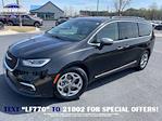 Used 2022 Chrysler Pacifica Limited FWD, Minivan for sale #NR153415 - photo 3