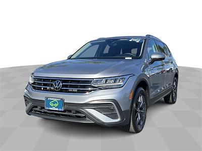 Used 2023 Volkswagen Tiguan 4x4, SUV for sale #B24170A - photo 1