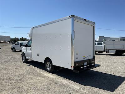 Chevrolet Express 3500 Cutaway Vans