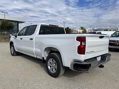 2025 Chevrolet Silverado 1500 Crew Cab 4x2, Pickup for sale #M25077 - photo 2