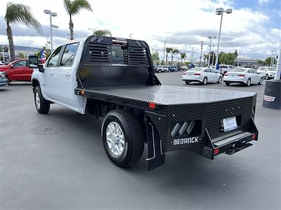 4x4 lifted flatbed truck