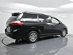 2018 Toyota Sienna 4x2, Minivan for sale #300888K - photo 17