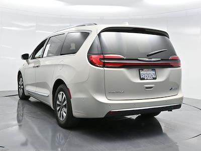 2021 Chrysler Pacifica FWD, Minivan for sale #301027P - photo 2