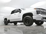 2022 Chevrolet Silverado 3500 Crew Cab 4x4, Pickup for sale #301190P - photo 3