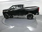 2025 Chevrolet Silverado 1500 Crew Cab 4x4, Pickup for sale #3250035 - photo 33