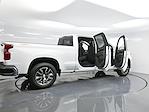 2025 Chevrolet Silverado 1500 Crew Cab 4x4, Pickup for sale #3250050 - photo 3