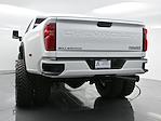 2025 Chevrolet Silverado 3500 Crew Cab 4x4, Pickup for sale #3250078 - photo 17