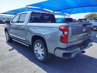 2025 Chevrolet Silverado 1500 Crew Cab 4WD, Pickup for sale #150279 - photo 2