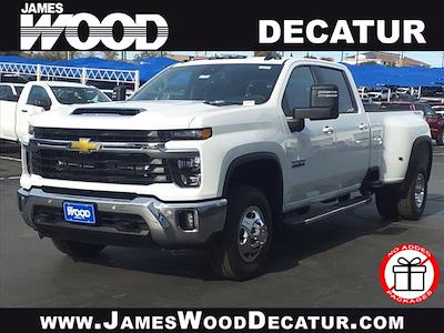 New 2025 Chevrolet Silverado 3500 LT Crew Cab 4WD, Pickup for sale #150817 - photo 1