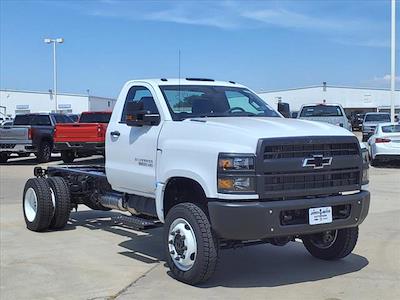 2024 Chevrolet Silverado 5500 Regular Cab DRW 4WD, Cadet Truck Bodies Western Flatbed Truck for sale #243819 - photo 1