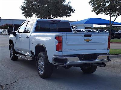 2025 Chevrolet Silverado 2500 Crew Cab 4WD, Pickup for sale #250236 - photo 2