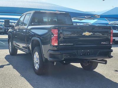 2025 Chevrolet Silverado 2500 Crew Cab 4WD, Pickup for sale #250588 - photo 2