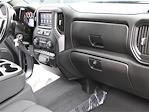 2022 Chevrolet Silverado 1500 Crew Cab 4x2, Pickup for sale #HCV242256A - photo 25