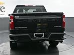 New 2025 Chevrolet Silverado 1500 Custom Crew Cab 4x4, Pickup for sale #HCV250292 - photo 13