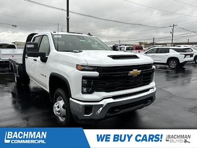 New 2025 Chevrolet Silverado 3500 Work Truck Crew Cab 4WD, 9' 10" Knapheide PGTC Gooseneck Flatbed Truck for sale #25-5399 - photo 1