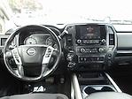 Used 2023 Nissan Titan SV Crew Cab 4WD, Pickup for sale #48422 - photo 13