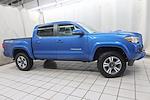 Used 2017 Toyota Tacoma SR5 Double Cab 4x4, Pickup for sale #HM119641 - photo 3