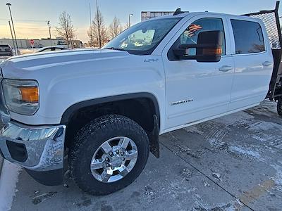 Used 2018 GMC Sierra 3500 SLE Crew Cab 4x4, Flatbed Truck for sale #JF255361X - photo 1