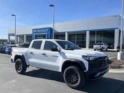 New 2024 Chevrolet Colorado Trail Boss Crew Cab 4x4, Pickup for sale #24T1337 - photo 1