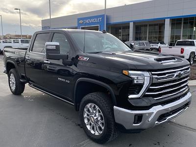 2025 Chevrolet Silverado 3500 Crew Cab 4x4, Pickup for sale #25T0199 - photo 1