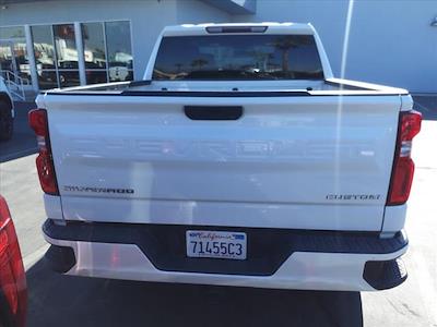 2021 Chevrolet Silverado 1500 Crew Cab 4x2, Pickup for sale #68675A - photo 2