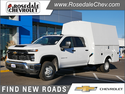 New Work Trucks and Vans for Sale in Roseville, MN | Rosedale Chevrolet