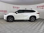 Used 2021 Toyota Highlander XLE 4x2, SUV for sale #245706A - photo 5