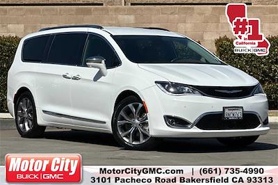 2019 Chrysler Pacifica FWD, Minivan for sale #M549598Z - photo 1