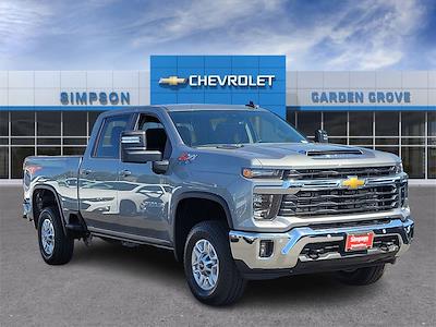 New 2025 Chevrolet Silverado 2500 LT Crew Cab 4x4, Pickup for sale #102598 - photo 1