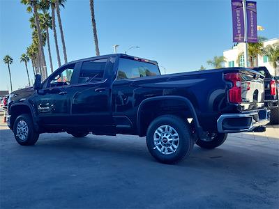 2025 Chevrolet Silverado 2500 Crew Cab 4x4, Pickup for sale #135147 - photo 2