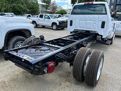 2023 Chevrolet Silverado 5500 Regular Cab DRW 4x2, Cab Chassis for sale #PH550062 - photo 2