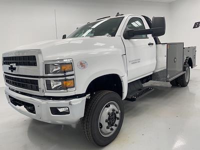 New 2023 Chevrolet Silverado 5500 Work Truck Regular Cab 4x4, 11' 4" CM Truck Beds TM Deluxe Flatbed Truck for sale #230439 - photo 1