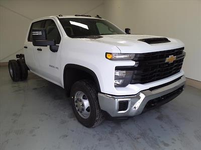 2024 Chevrolet Silverado 3500 Crew Cab 4WD, Cab Chassis for sale #FR1314T - photo 1