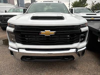 2024 Chevrolet Silverado 3500 Crew Cab 4WD, Flatbed Truck for sale #RF446076 - photo 1