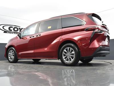Used 2021 Toyota Sienna XL 4x2, Minivan for sale #MC373 - photo 2