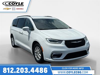 Used 2022 Chrysler Pacifica Touring L FWD, Minivan for sale #R12768 - photo 1