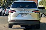 Used 2022 Toyota Sienna XLE FWD, Minivan for sale #C03545A - photo 4