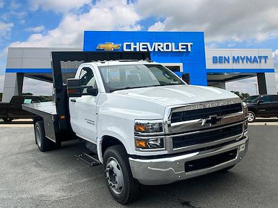 New 2023 Chevrolet Silverado 5500 Work Truck Regular Cab RWD, 12' 5" Knapheide Value-Master X Flatbed Truck for sale #M518745 - photo 1