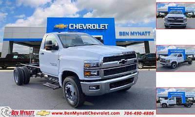 New 2023 Chevrolet Silverado 5500 Work Truck Regular Cab RWD, Cab Chassis for sale #M540585 - photo 1