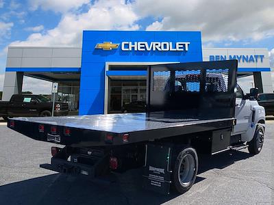 2023 Chevrolet Silverado 5500 Regular Cab DRW RWD, Flatbed Truck for sale #M540585 - photo 2