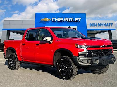 2025 Chevrolet Silverado 1500 Crew Cab 4WD, Pickup for sale #T103877 - photo 1