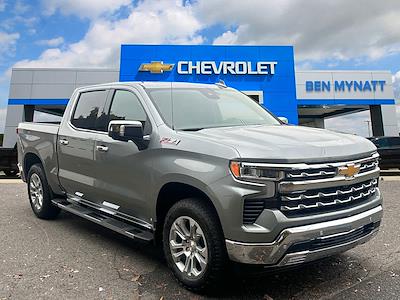 2025 Chevrolet Silverado 1500 Crew Cab 4WD, Pickup for sale #T126908 - photo 1