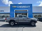 Used 2017 Toyota Tacoma SR5 Extra Cab 4WD, Pickup for sale #233024A - photo 1