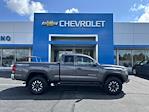 Used 2017 Toyota Tacoma SR5 Extra Cab 4WD, Pickup for sale #233024A - photo 3