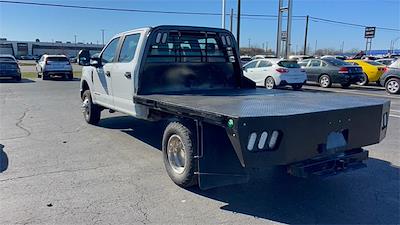 Used 2019 Ford F-350 XL Crew Cab 4WD, Flatbed Truck for sale #PXBZD39342 - photo 2