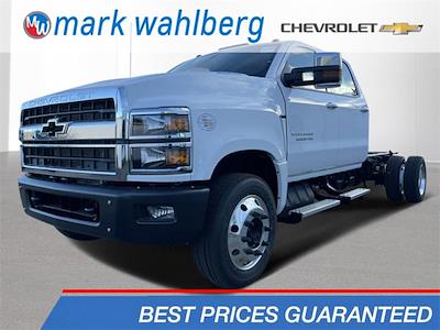 New 2023 Chevrolet Silverado 5500 Work Truck Crew Cab RWD, Cab Chassis for sale #XF3T751204 - photo 1