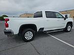 2022 Chevrolet Silverado 2500 Crew Cab 4x4, Pickup for sale #3K8021 - photo 3