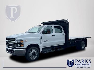 2024 Chevrolet Silverado 4500 Crew Cab DRW 4x2, PJ's Platform Body Flatbed Truck for sale #FK20231 - photo 1